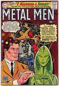 Robot de metal para hombre 17 en muy buen estado 8,0 1966 Black Widow Ross Andru - Imagen 1 de 3