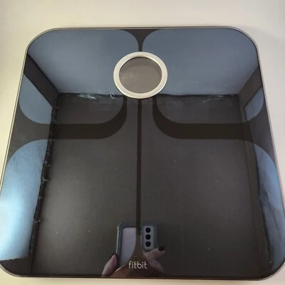 FitBit Aria FB201B WiFi Smart Gewichtswaage Fitness Digital Körperfett BMI getestet - Bild 1 von 4