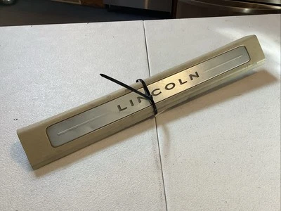 2013-2016 LINCOLN MKZ FRONT RIGHT SIDE DOOR SILL SCUFF PLATE PANEL OEM BEIGE - Image 1 of 4