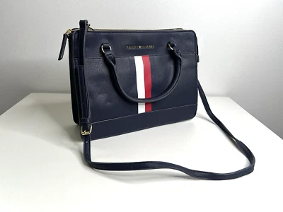 Bolso de hombro Tommy Hilfiger azul marino de cuero granulado rojo/blanco con logotipo Shopper  Foto 1 de 4