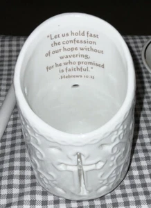 Greenbrier Votivkerzenhalter mit Kreuzausschnitt und Schrift Hebräer10:23 - Bild 1 von 18