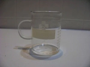 Taza de vidrio Potomac Hospital Corporation muestra enfermera diversión médica novedad - Imagen 1 de 3
