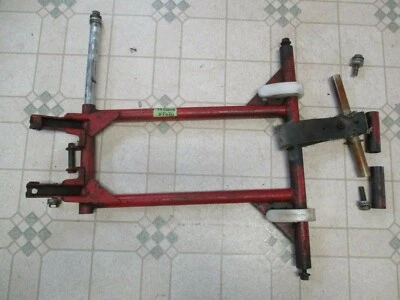 Brazo oscilante delantero suspensión trasera moto de nieve Polaris Cobra 440 79 vintage Foto 1 de 4