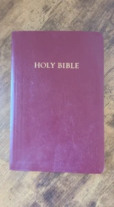 Holy Bible NKJV Giant Print Center Column Reference Edition Nelson 1994 Red - Picture 1 of 12