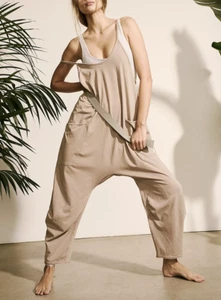 FREE PEOPLE MOVEMENT MOCHA LATTE OVERSIZED HOT SHOT JUMPSUIT Sz L - Picture 1 of 4