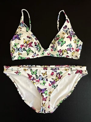No Boundaries Butterfly Bikini NWT Includes Green Bottoms NWT Size XL/15-17 - Image 1 of 4