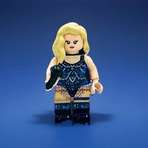 #0000-R - Taylor Swift (Midnight Suit) - Bild 1 von 1