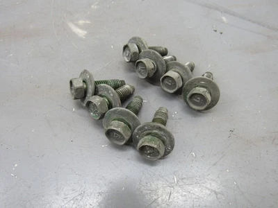 Suporte de barra de reforço de para-choque dianteiro Nissan 350Z hardware 2003-2008 fabricante de equipamento original - Imagem 1 de 4