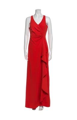 Vestido de noche Armani Collezioni rojo cady Foto 1 de 4