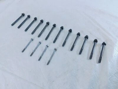 Pernos de brida de montaje de cubierta de culata ABS Honda Interceptor 800 VFR800 VFR800A Foto 1 de 4