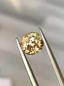 feiner, unbehandelter, natürlicher Zirkon 3,22 ct, VVS Multisparkle - Bild 1 von 2