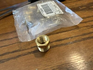 Lot of 10, Brass Reducing fitting bushing, 1/4" Female NPT x 3/8" Male NPT, New - Picture 1 of 3