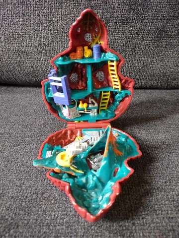 Mighty Max Blows up Dino Lab Triceratops Doom Zones Playset Bluebird Shell Only Cover