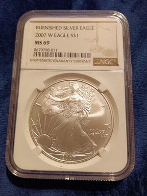 Dólar American Silver Eagle 2007-W bruñido MS69 NGC etiqueta marrón bajo #011 Foto 1 de 4