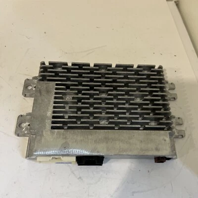 AMPLIFICADOR DE AUDIO RADIO LINCOLN CORSAIR 2023 PJ7T-14G647-BCH OEM  Foto 1 de 4