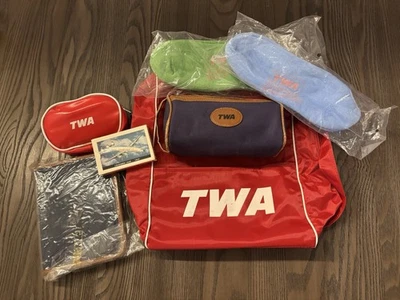 TWA DE COLECCIÓN Lote Bolsa de Viaje Noche 1ª Clase Bolsa Tarjetas Calcetines Cuaderno (7) *LEER Foto 1 de 4