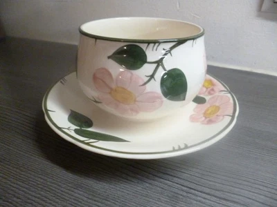Villeroy & Boch Wildrose Sauciere Wild Rose Kleine Schüssel mit Unterteller - Bild 1 von 4