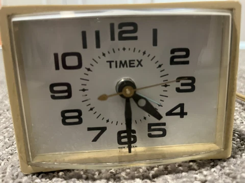 VINTAGE Timex Bedside Alarm Clock Model #7299A Tested, Classic Tic Tok Cover