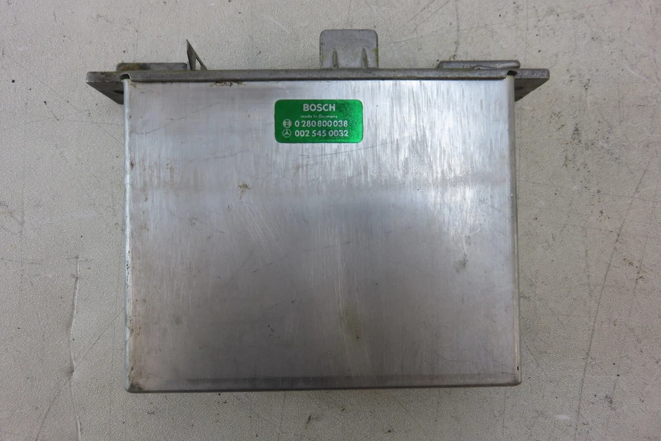 Módulo Mercedes R107 380SL, control motor 0025450032 Foto 1 de 1