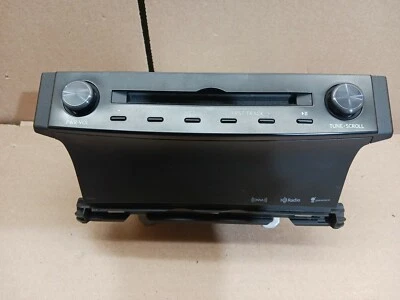 2014 LEXUS is250 IS350 RADIO RECEIVER OEM 86140-53021 CD FACE ID P10463 - Image 1 of 4