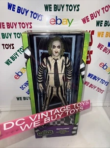 Neca Beetlejuice (1988) Talking Striped Suit Beetlejuice 1:4 Scale Action Figure - Picture 1 of 7