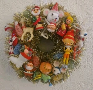 OOAK Vintage Natale MCM Floccato Kitsch Topi Renna Elfo Ghirlanda di Orpelli Fatta a Mano - Foto 1 di 7