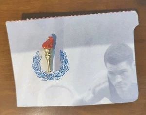 Offizieller Olympiade 2004 USA *SELTEN* Torch Runners Pin TOP ZUSTAND - Bild 1 von 2