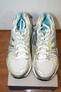 NIB-ASICS GEL-KAYANO 17 WOMEN'S RUNNING SNEAKER-WHITE/SILVER/TURQUOISE-US SIZE 6 - Picture 1 of 5