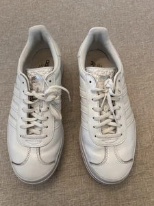 Adidas Gazelle Bold dreifach weiße Damen-Sneaker, Größe 9 - Bild 1 von 7