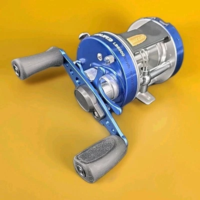 Carrete de baitcasting Eagke Claw Endure LB6000 3BB 5,3:1 GR  Foto 1 de 4