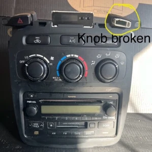 2001-2007 Toyota Highlander Radio Cd Player Climate Control OEM 86120-52241 - Picture 1 of 9