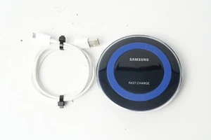 Samsung Fast Charge Qi Wireless Charging Pad Fast Charger w/ USB Cable EP-PN920 - Picture 1 of 5