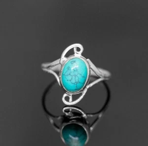 925 Sterling Silver Ladies Turquoise Oval Cabochon Gemstone Ring Boxed Jewelry - Picture 1 of 6