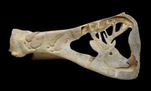 Vintage handgeschnitzte Hirscheszene auf Knochen - signiert R.V.B. - Bild 1 von 7