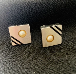 Vintage Hickok CuffLinks Silver Tone Square Faux Pearl Black Striped Accent USA - Picture 1 of 3