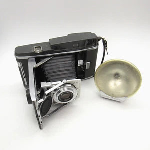 Polaroid Land Camera Model 110A Rodenstock-Ysarex 1:4.7 & BC Flash - Untested - Picture 1 of 23