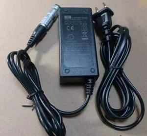 Chargeur de batterie Li-Ion pour récepteur Vivax VLP3 (8 BROCHES) - Photo 1 sur 3