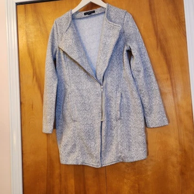 Chaqueta polar Banana Republic para mujer espiga gris cremallera asimétrica pequeña Foto 1 de 4