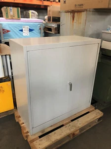Werkzeugschrank SCHÄFER mit versteckten Türen Aktenschrank Stahlschrank TOPPi - Picture 1 of 9