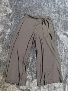 LUSH Cropped Hose schwarz-weiß gestreift weite Beine Gürtel zum Binden Damen Gr. L Metalic - Bild 1 von 9