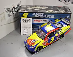 Auto di Tomm Casey Mears Kellogg's 2008 1/24 azione NASCAR pressofuso autografato - Foto 1 di 2