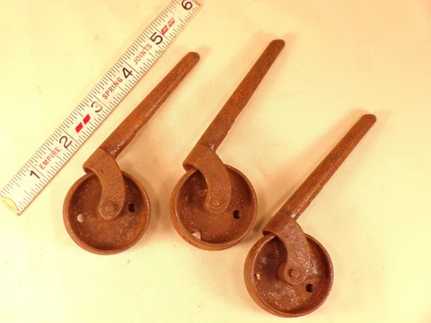 3 Vintage Antique Wheels Casters Furniture Table Chair Dresser Steel Iron Cover