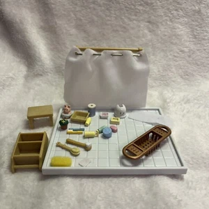 lot of Sylvanian Families Calico Critters Bathroom Replacement Pieces - Picture 1 of 5