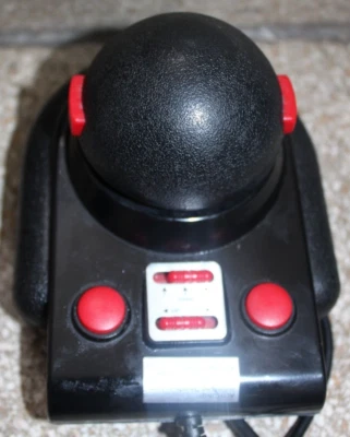 Challenger RMT 120 (Commodore, Atari com) (working) Joystick Controller 8-bit - Image 1 of 2