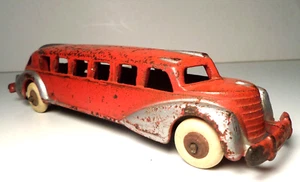 Vintage Hubley Art Deco Red & Silver Futuristic Bus 7 3/4"L - Arcade Dent - Picture 1 of 7