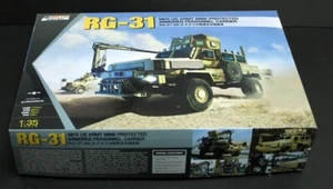 1/35 Kinetic 61015 RG-31 Mk5 US Army Mine-protected Armored Personnel Carr - Picture 1 of 18