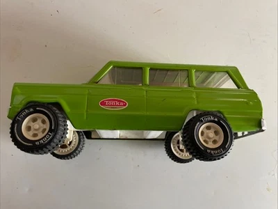 Vintage 1960s Tonka Green Jeep Station Wagon Pressed Steel Toy Truck USA  - Image 1 of 4
