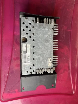 Mustang 1993 radio amplificador estéreo sistema de sonido premium amplificador 93 fabricante de equipos originales de fábrica 5o1 Foto 1 de 3