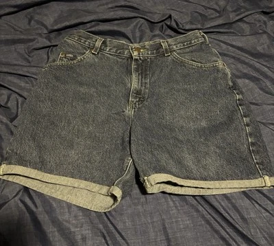 Lee Jean Shorts Size 33 with Red New York Yankees Embroidery - Image 1 of 3