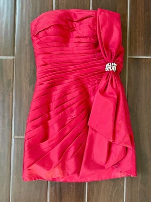 Sherri Hill Women’s Red Strapless Short Bow Dress Size 0 Style 54018 - Image 1 of 4